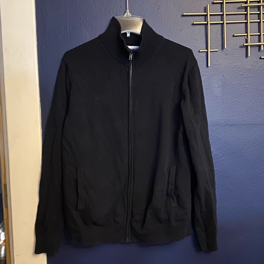 Men’s Amazon essentials zip up size m